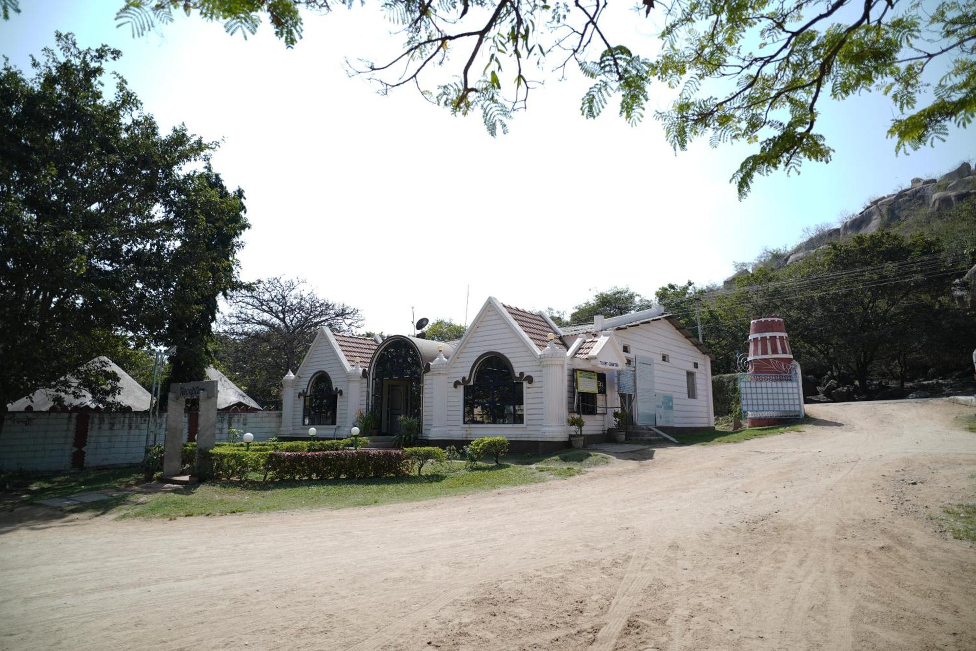 Kishkinda Heritage Resort Hampi Buitenkant foto