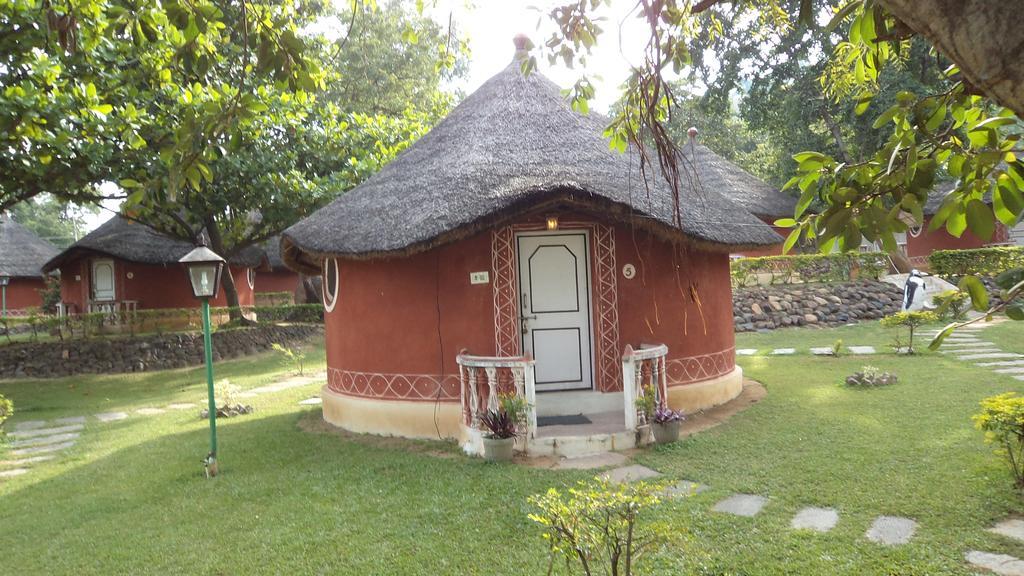 Kishkinda Heritage Resort Hampi Buitenkant foto